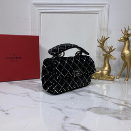 Rockstud Spike / Black Velvet