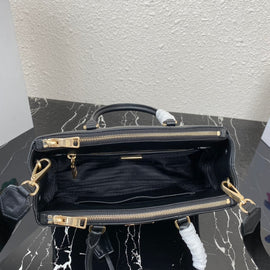 The latest sheepskin three-in-one bag / Black
