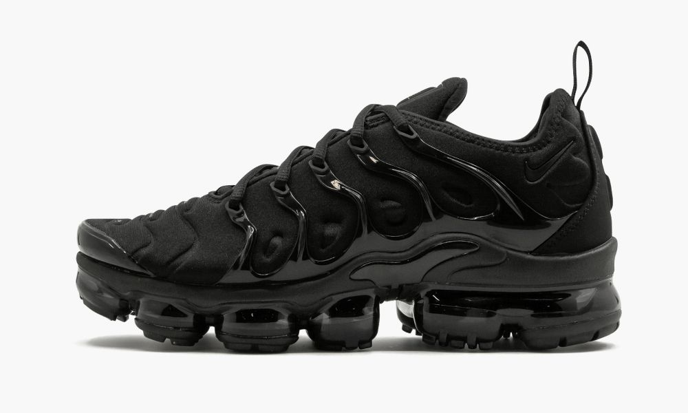 AIR VAPORMAX PLUS 